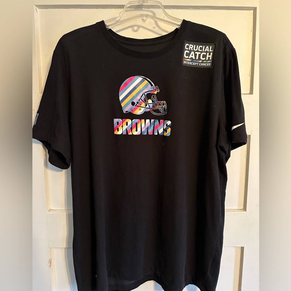 The Nike Tee Cleveland Browns Crucial Catch T-Shirt